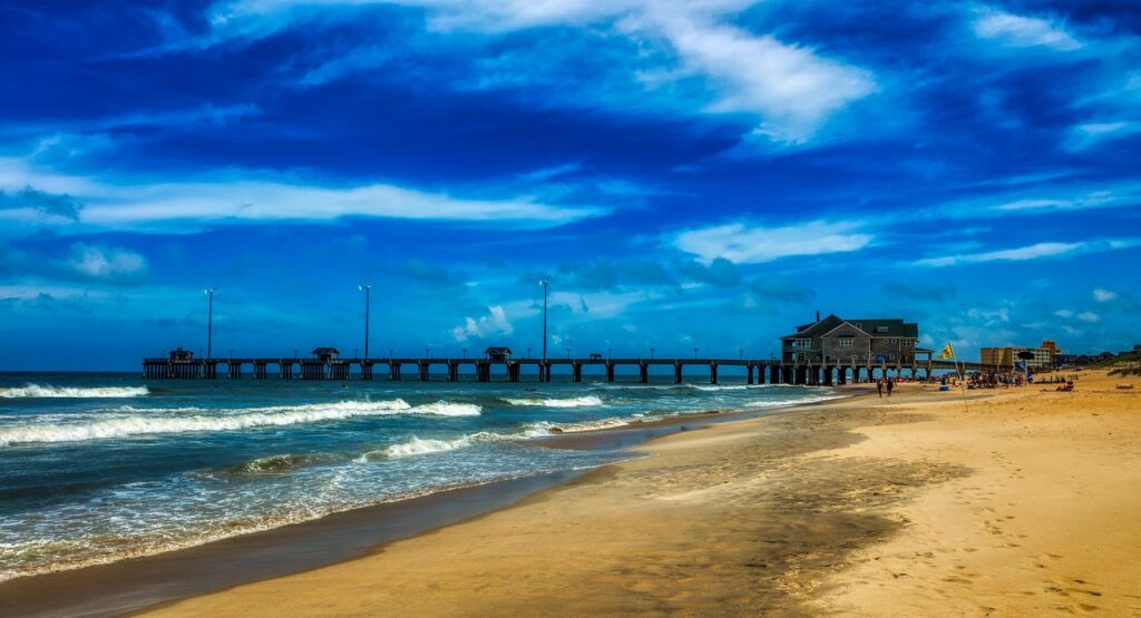 jennette's pier, nags head, outer banks, north carolina, panorama, america, hdr, sky, clouds, beach, seashore, atlantic, sea, ocean, sand, tourism, vacation, nature, mood, waves, coastline, sunset, dusk, blue bank