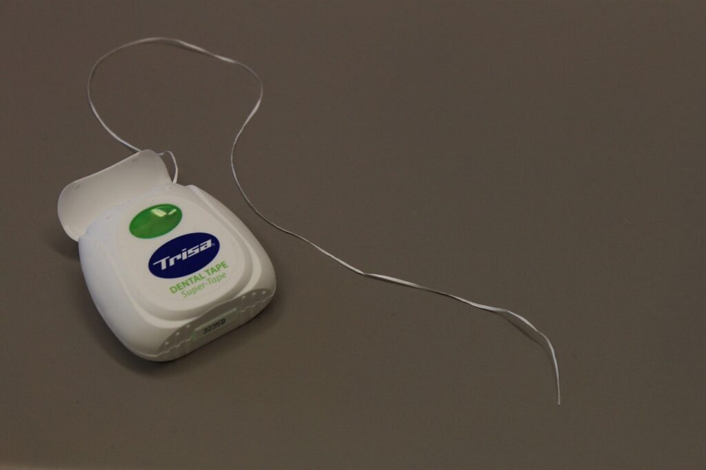 floss, oral, dental, hygiene, care, flossing, clean, tape, brown care, brown clean, floss, floss, floss, floss, floss, flossing, flossing