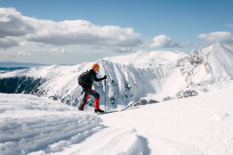 Avalanche Awareness 101: What Every Winter Explorer Must Know