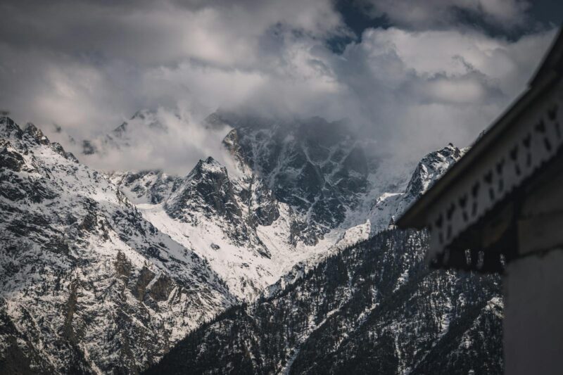 12 Tips for Photographing Snowy Landscapes Like a Pro